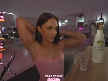 girl
        hannahjames710 cam image #6217651