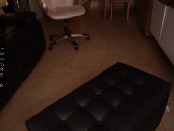 girl
        mykinkybunny cam image #2763822