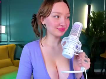 girl
        dinablush cam image #1164341