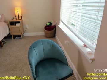 couple
        bellabluexoxo cam image #1713954