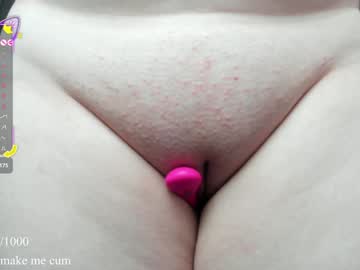 girl
        gohaaard420 cam image #6646118