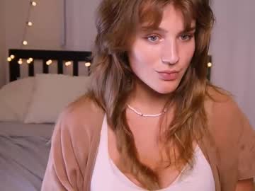 girl
        harley_blanco cam image #6110226