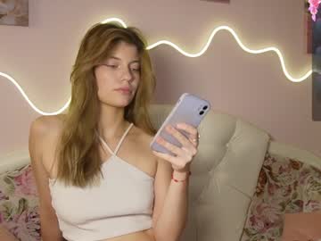 girl
        victoriabeverly cam image #5957168