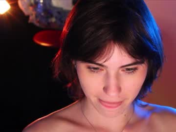 girl
        helensheaven cam image #4149324