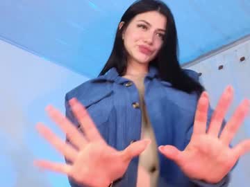 girl
        venus_tay1 cam image #4555251