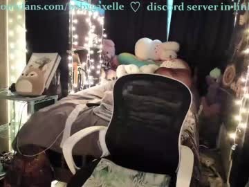 girl
        babygaxelle cam image #3048146