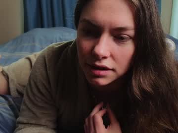 girl
        chroniclove cam image #6667864