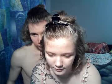 couple
        bestiefreaks cam image #989149