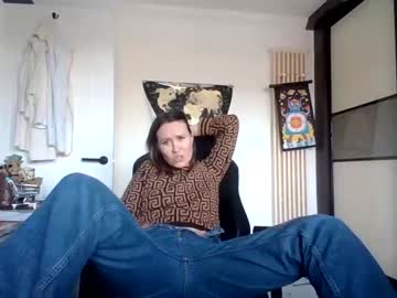girl
        eatmypie69 cam image #3514282