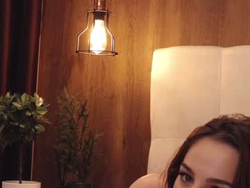 girl
        kylie_tess cam image #928252