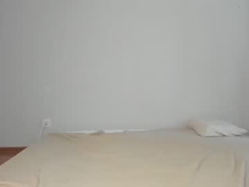 couple
        vivi_beam cam image #6698