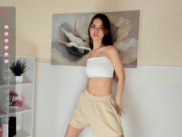 girl
        elviachaplin cam image #3448987
