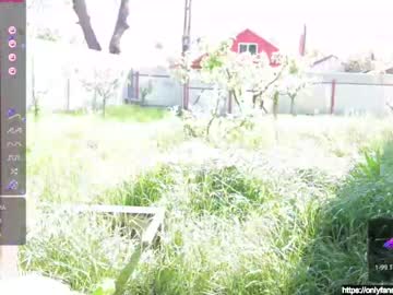 girl
        patry333 cam image #1525276