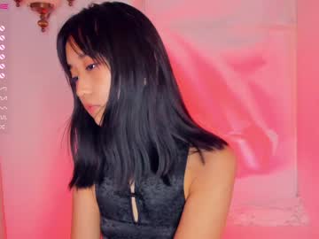 girl
        haroonniks cam image #368329