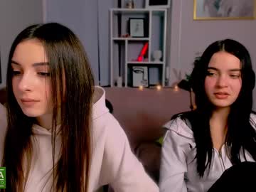 couple Sex Cam Girls Roleplay For Viewers On Chaturbate with evelin_nice