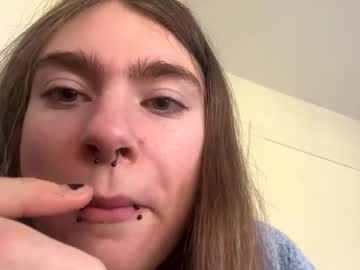 girl
        emostonerkitty cam image #5517367
