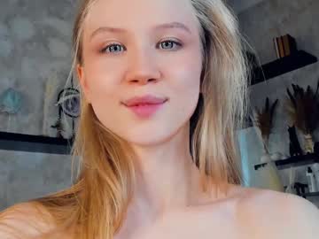 girl
        one_1ove cam image #6525970