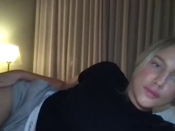 girl
        alexishemsworth cam image #3267330