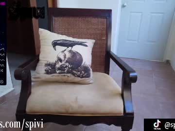 girl
        spivi cam image #449517