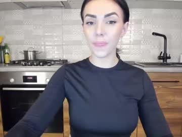 girl
        missnelly cam image #1094765
