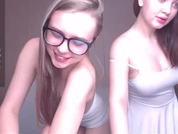 girl
        miss_sweetbb cam image #5577318