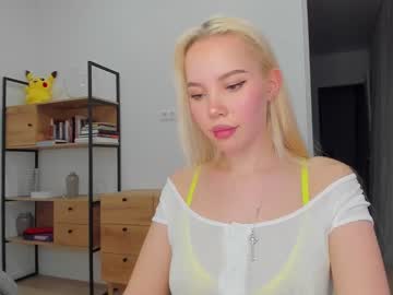 girl
        knee_ling cam image #2001032