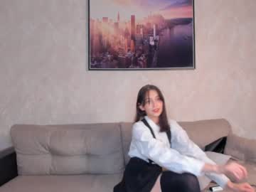 girl
        kate_willsons cam image #3391879