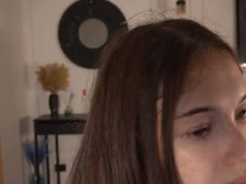 girl
        kusssecka cam image #6926278