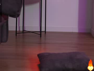 girl
        _taylor_swift cam image #6817020