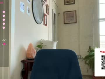 girl
        aznbunnybaby cam image #3587585