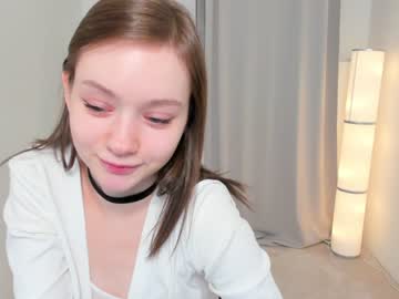 girl
        bless_sheila cam image #641926