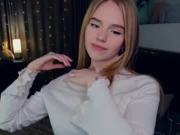 girl
        pretty_shelley cam image #6727610