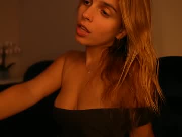 girl
        lilbeccaxo cam image #4618632