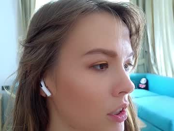 girl
        _demi_dee_ cam image #6978578