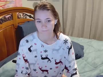 girl
        katynowhere cam image #5605290