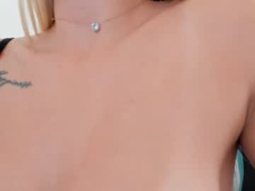 girl
        christine0990__ cam image #2593235
