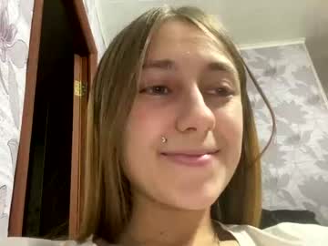 couple
        viktoria9898 cam image #342135