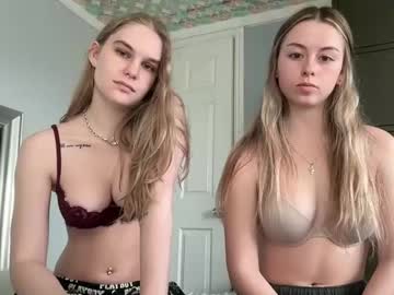 girl
        sophiajamess cam image #6032290