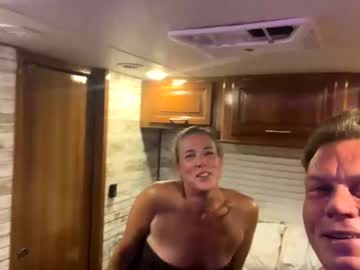 couple
        sexytallexhibitionist cam image #4373293