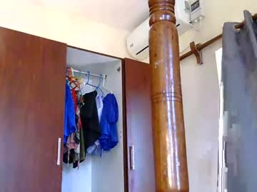 girl
        rina986842 cam image #4396280