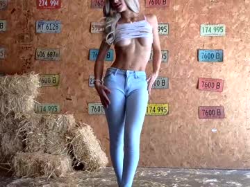 girl
        littlegreekflower cam image #2532286