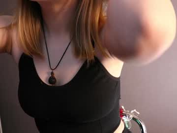 girl
        gayfarwell cam image #5702745