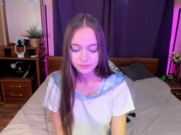 girl
        melisa_sim cam image #1813258