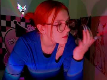 girl
        margaret_red cam image #5404389
