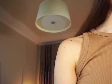girl
        eadlincockcroft cam image #6601615