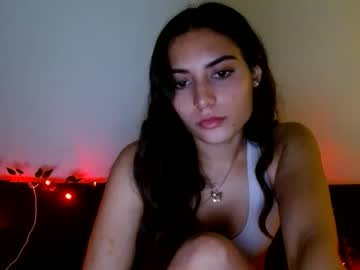 girl
        breezy6908 cam image #3267805