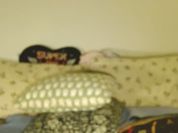 girl
        bakedmommy cam image #3118729
