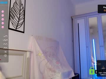 girl
        small_blondee cam image #561565