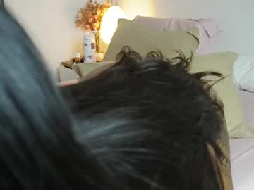 girl
        kaligray10 cam image #6482908