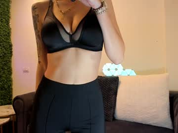 girl
        hotfallingdevil cam image #5514758
